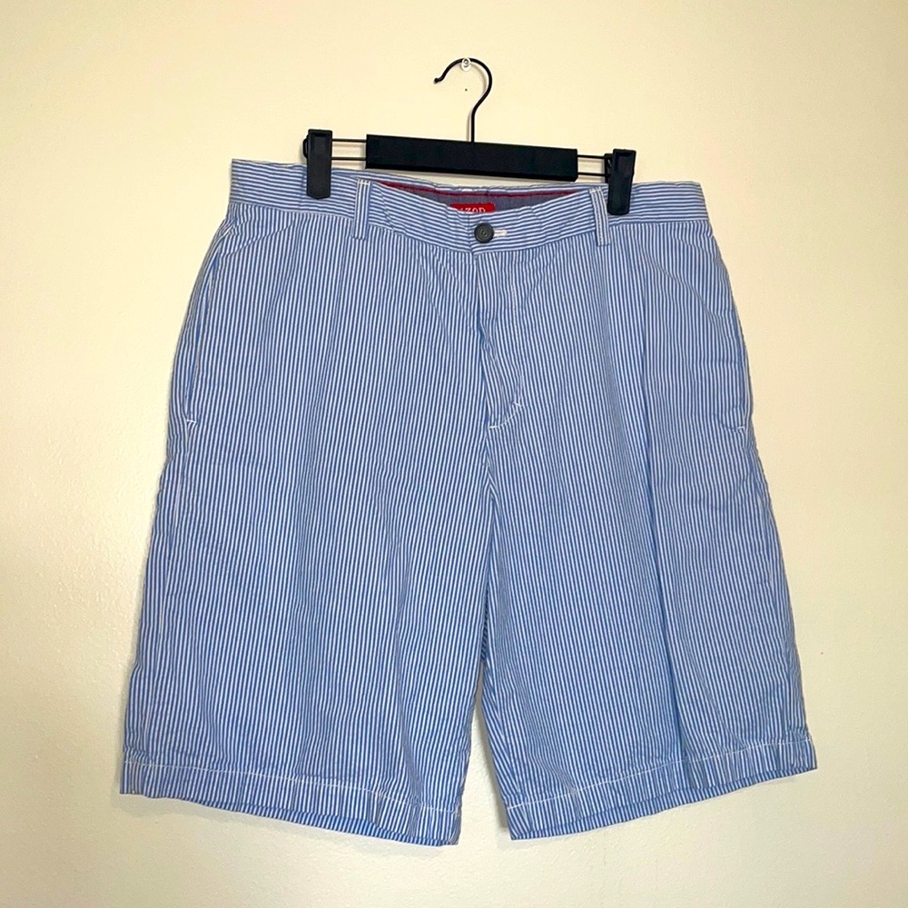 Izod | Men's Pinstripe Shorts